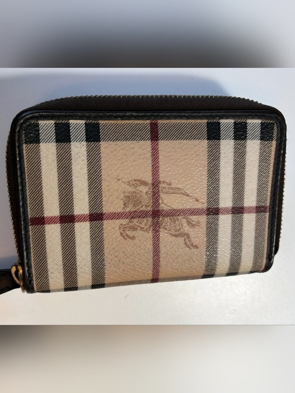 Authentic Burberry Beige Plaid Zip Card Holder Wallet - Small/Compact